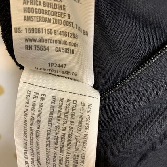 Abercrombie & Fitch Embroidered Black Jumpsuit M - Picture 7 of 8